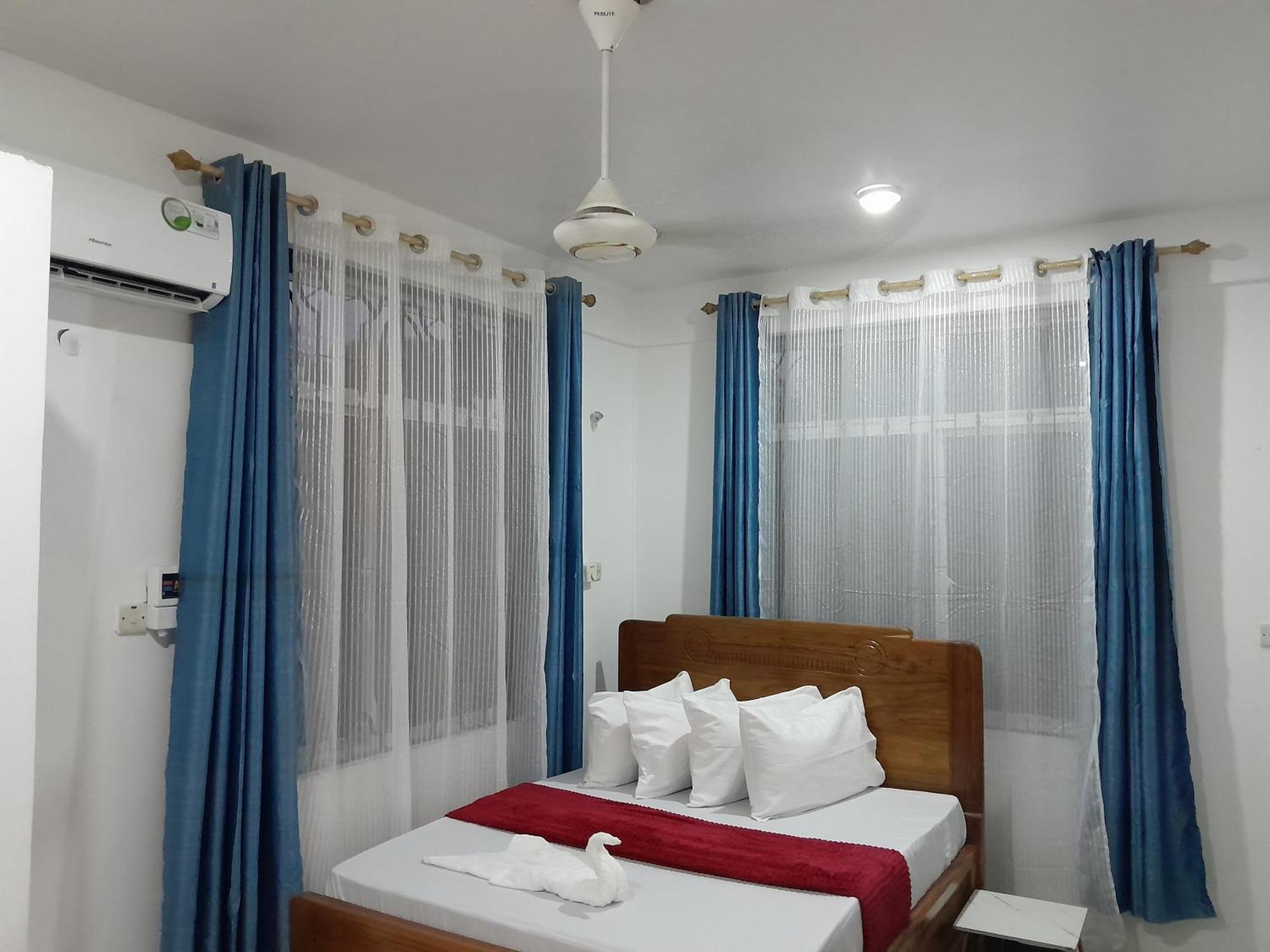 Valley Breeze Hotel ダル・エス・サラーム エクステリア 写真